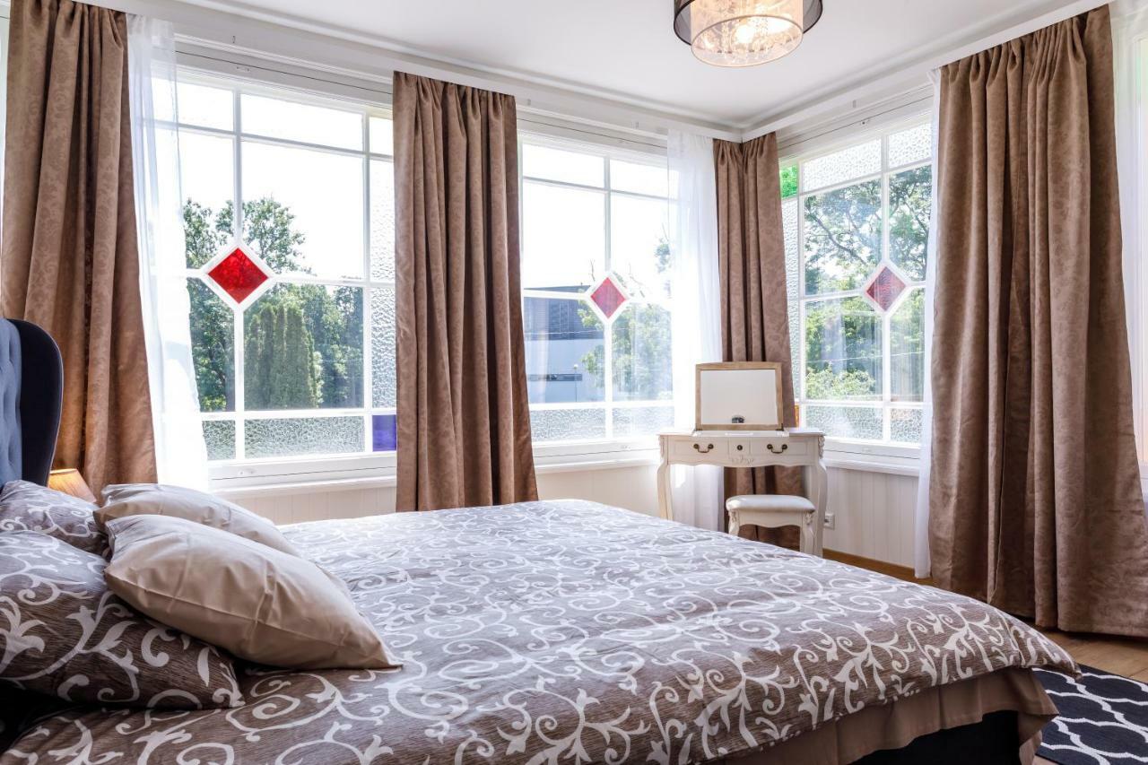 Villa Rosalie Pärnu Esterno foto