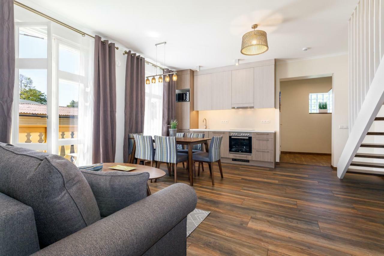 Villa Rosalie Pärnu Esterno foto